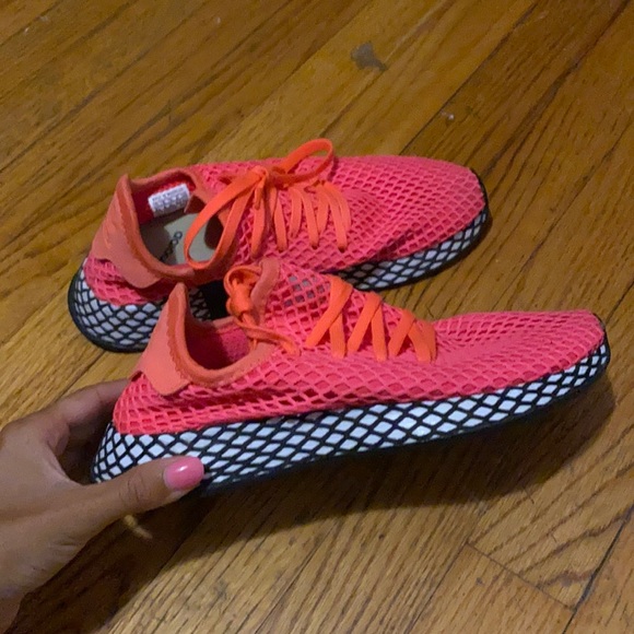 Adidas sneakers - Picture 1 of 3